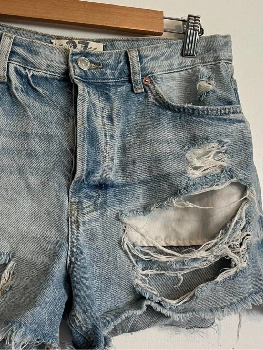 We the free free people super distressed denim jean shorts  size 27